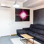 Chill House